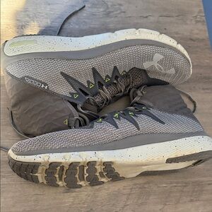 Under Armour Highlight Delta